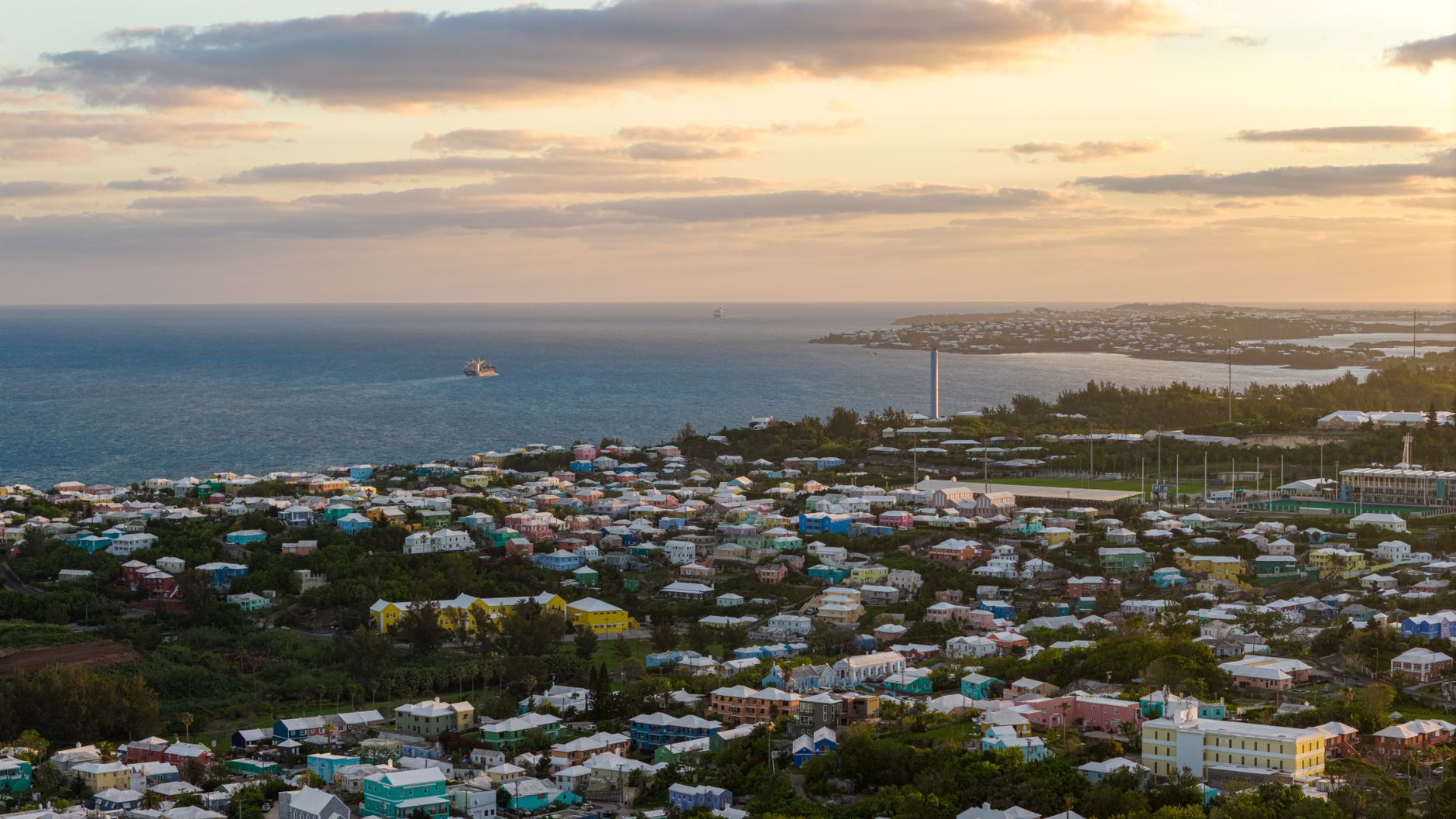 Airport transfers in Bermuda Airport transfers in Bermuda