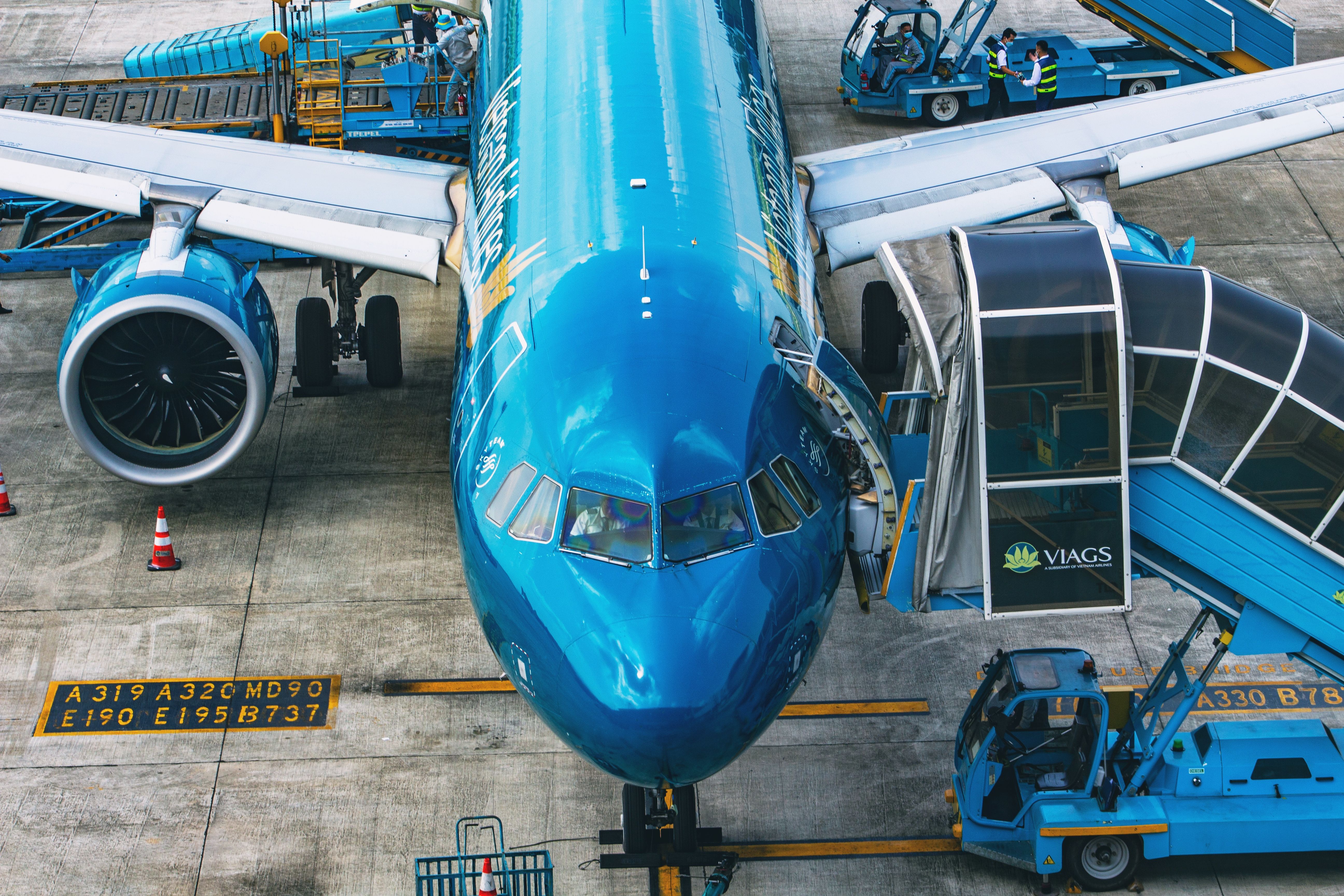 Passenger boarding an airplane using advanced technology