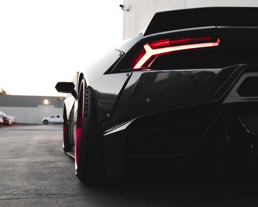 Lamborghini Huracán — Matte Grey Widebody Wrap