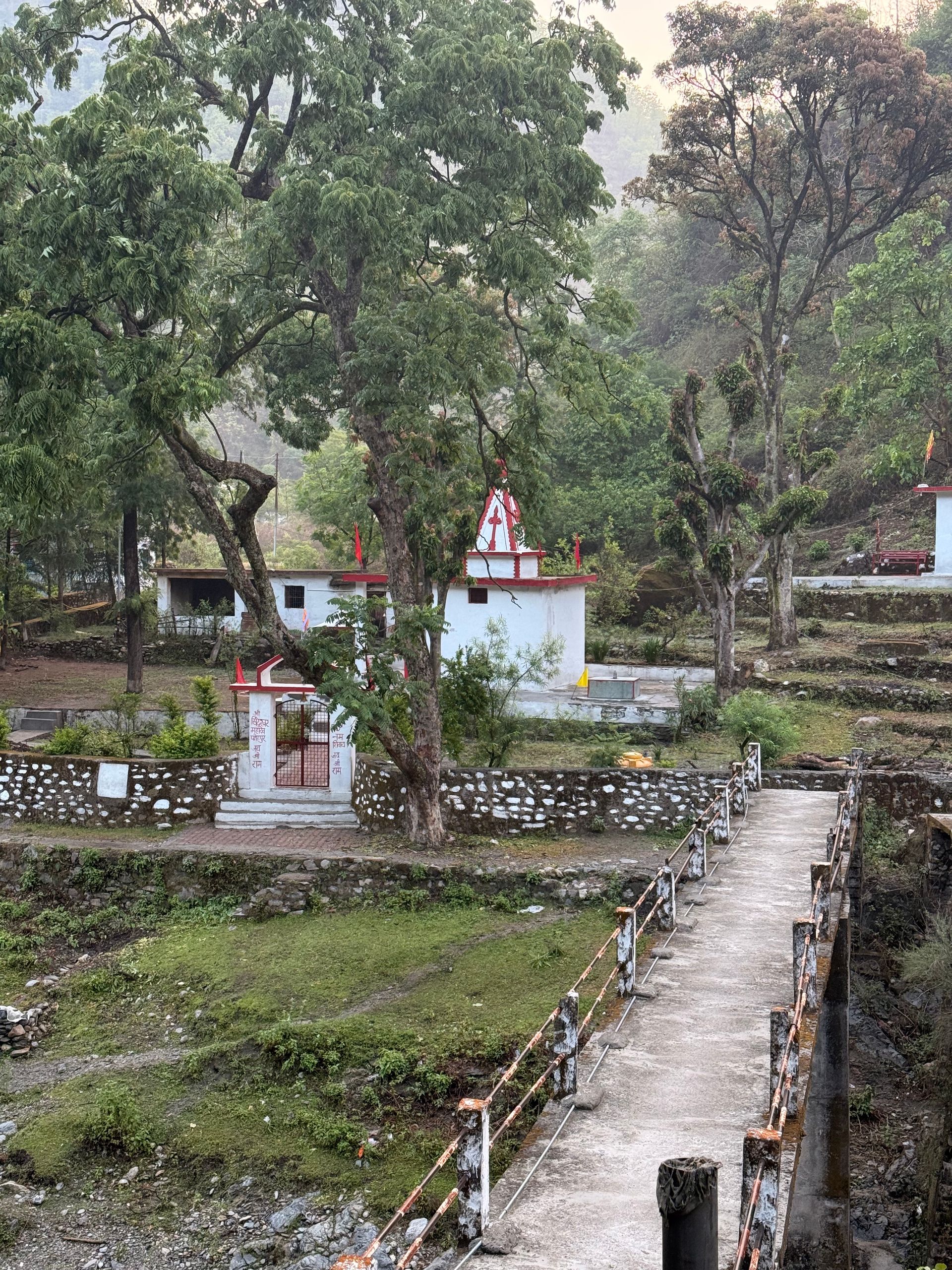 Anasakti Ashram