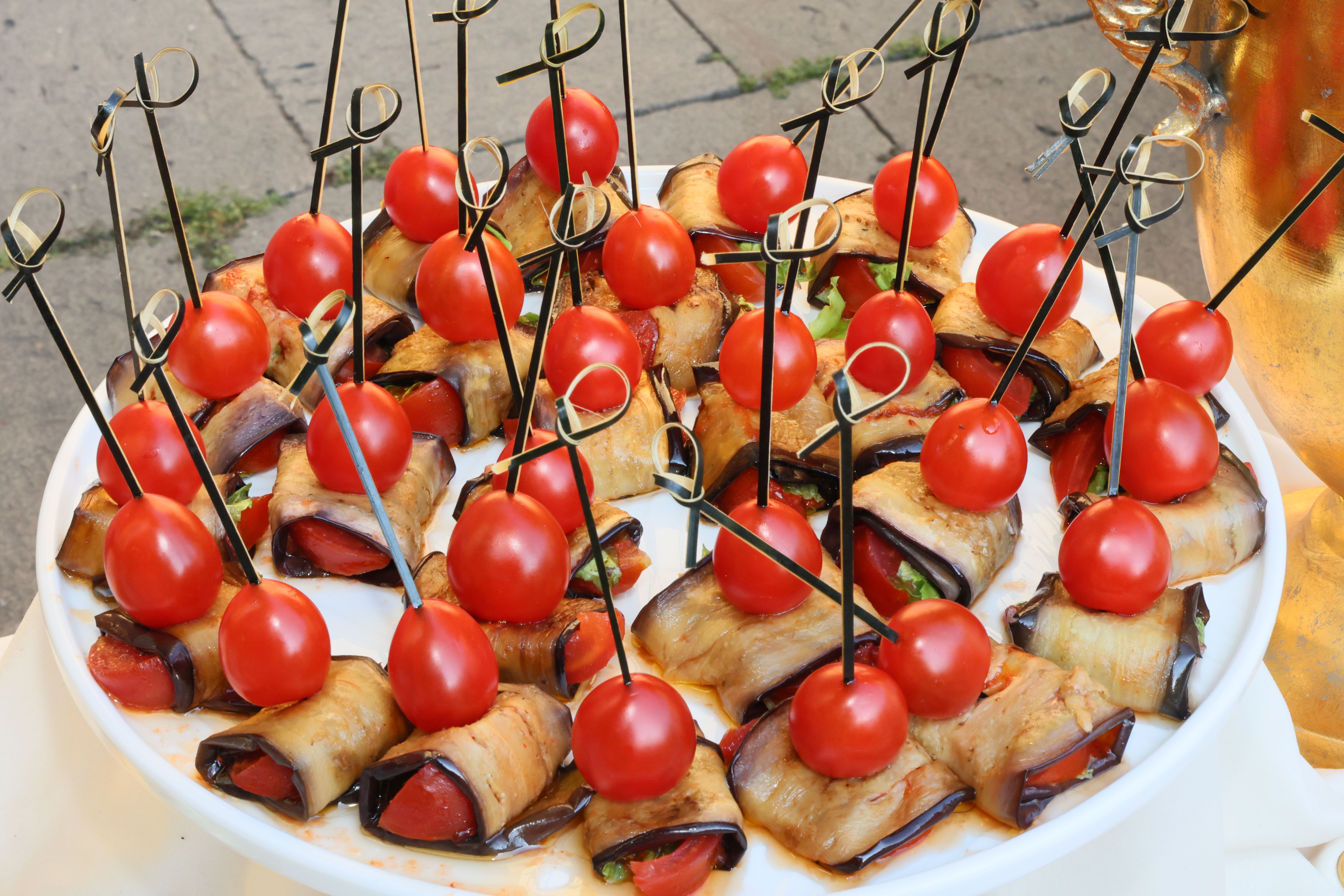 Christmas Party Prosciutto and Fig Skewers