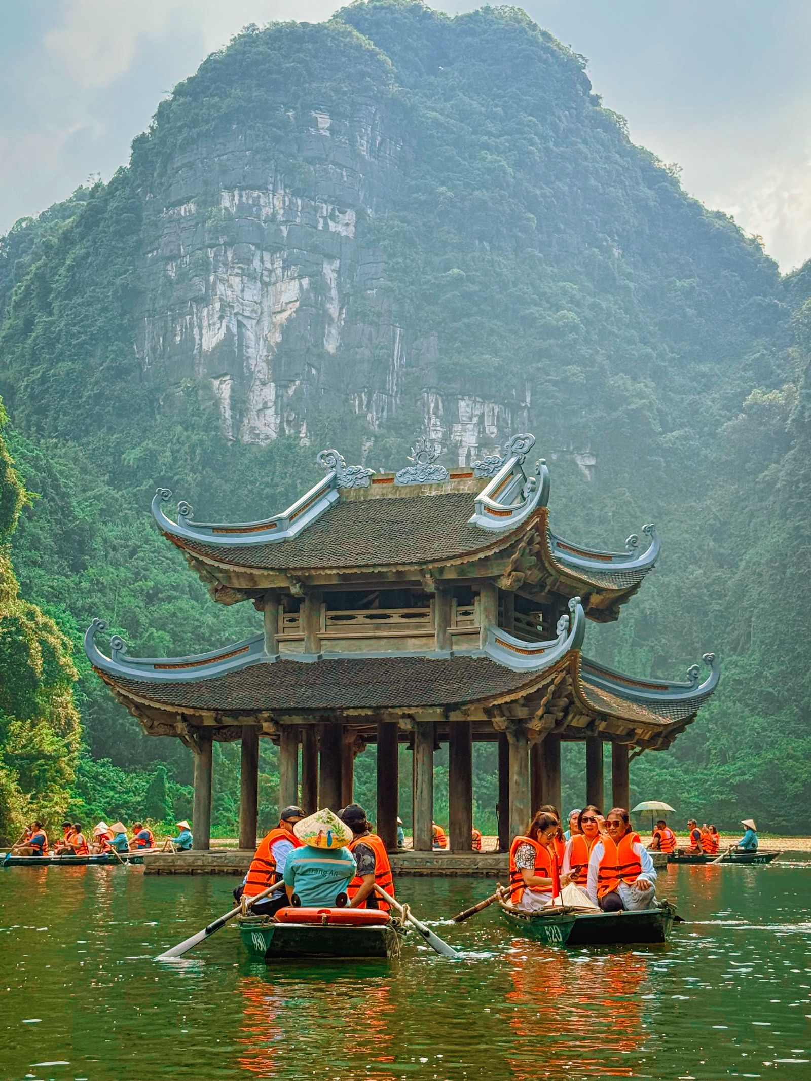Trang An bamboo boats Ninh Binh