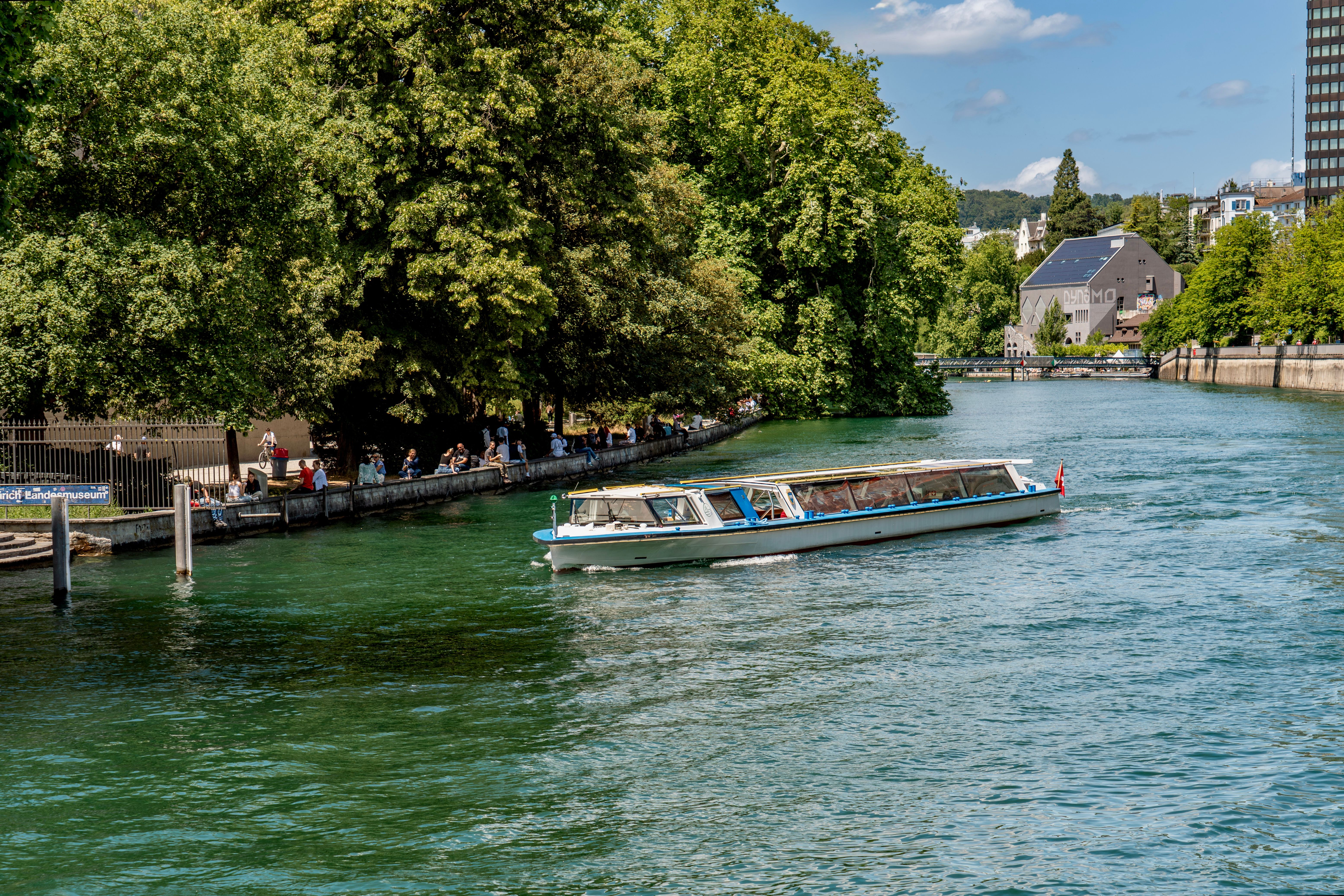 Free boat rides, health camps mark Women’s Day fete — Photo by Susanne Jutzeler, suju-foto on Pexels