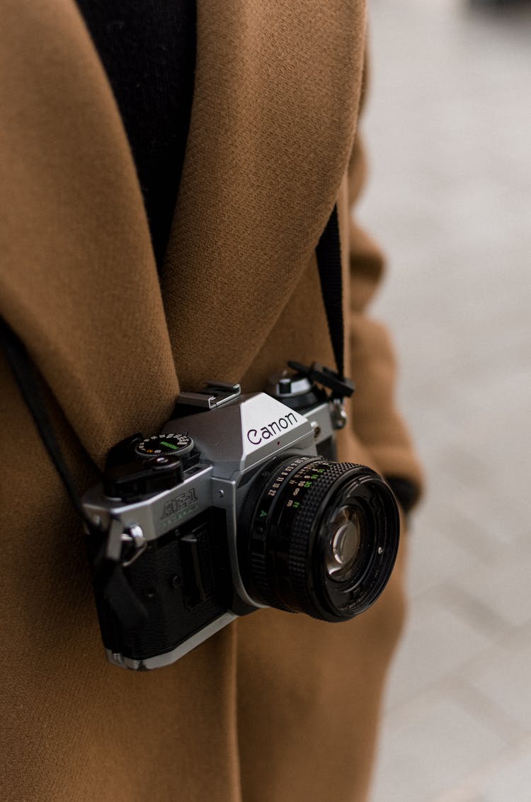 Black And Gray Canon SLR Camera