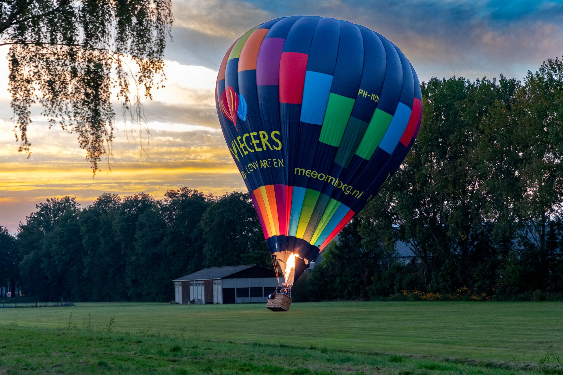 Ballonfiësta gaat door, dode in Spiegelwaal, code rood verwacht