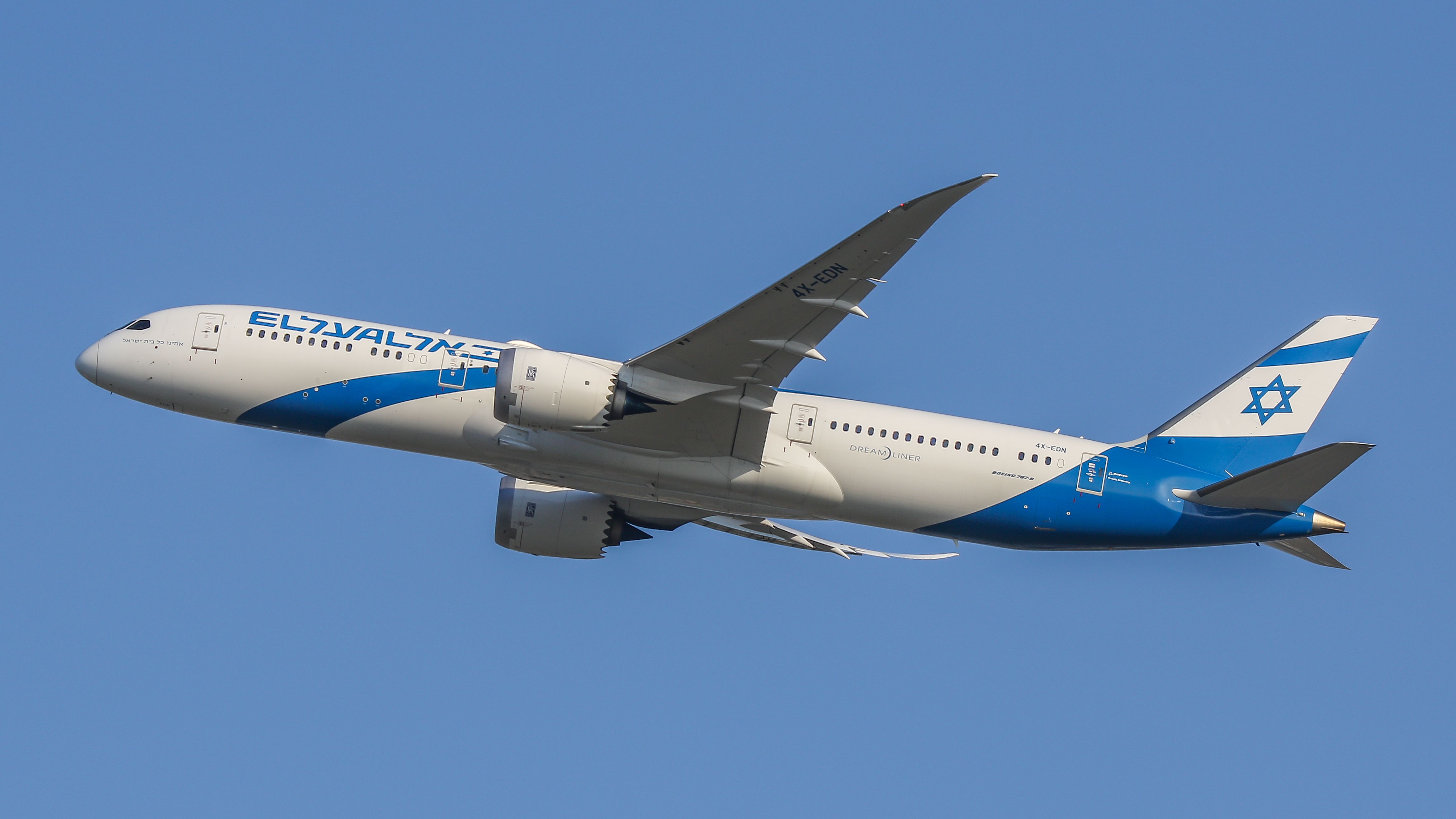Israeli Aviation Faces EU Fuel Mandate as Gov't Delays Response