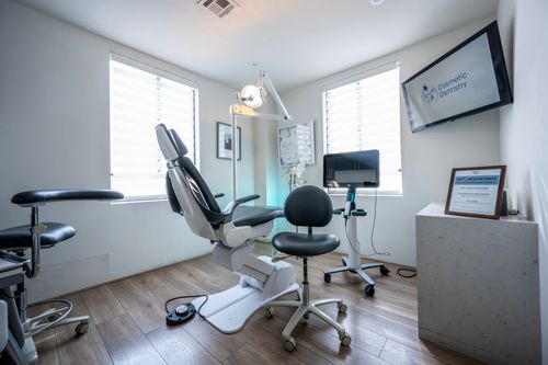 Free Bright and modern dental office interior in Beverly Hills, ideal workspace for cosmetic dentistry. Stock Photo