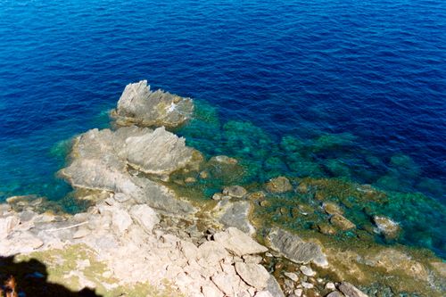 Free Explore vibrant blue waters and rugged rock formations along Provence's picturesque coastline. Stock Photo
