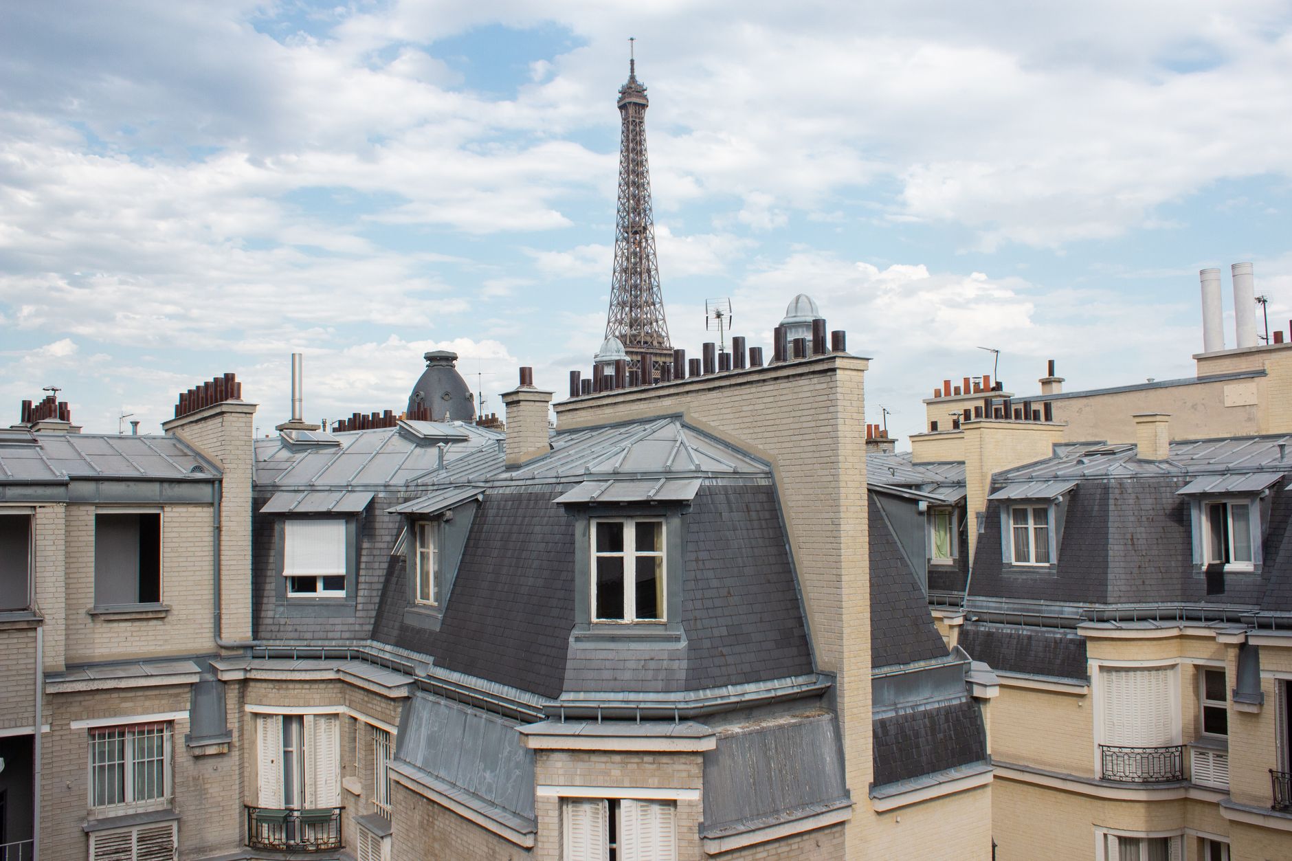 Finding Sophistication in the 16th Arrondissement — SponsorClub