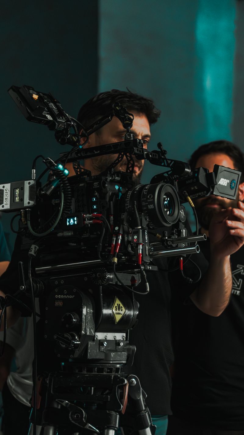 Équipe de tournage sur le terrain