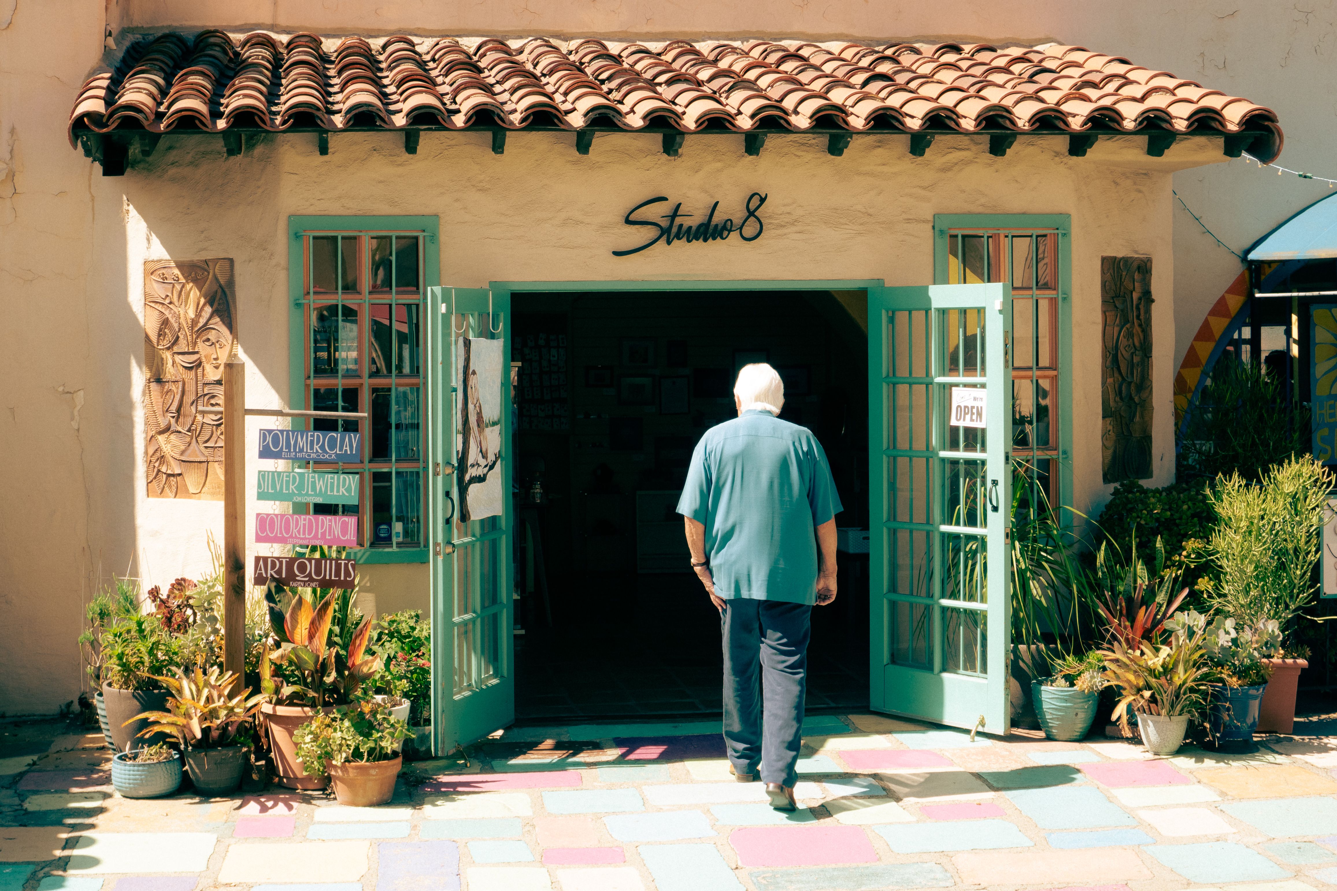 Discover the Best Art Schools in California