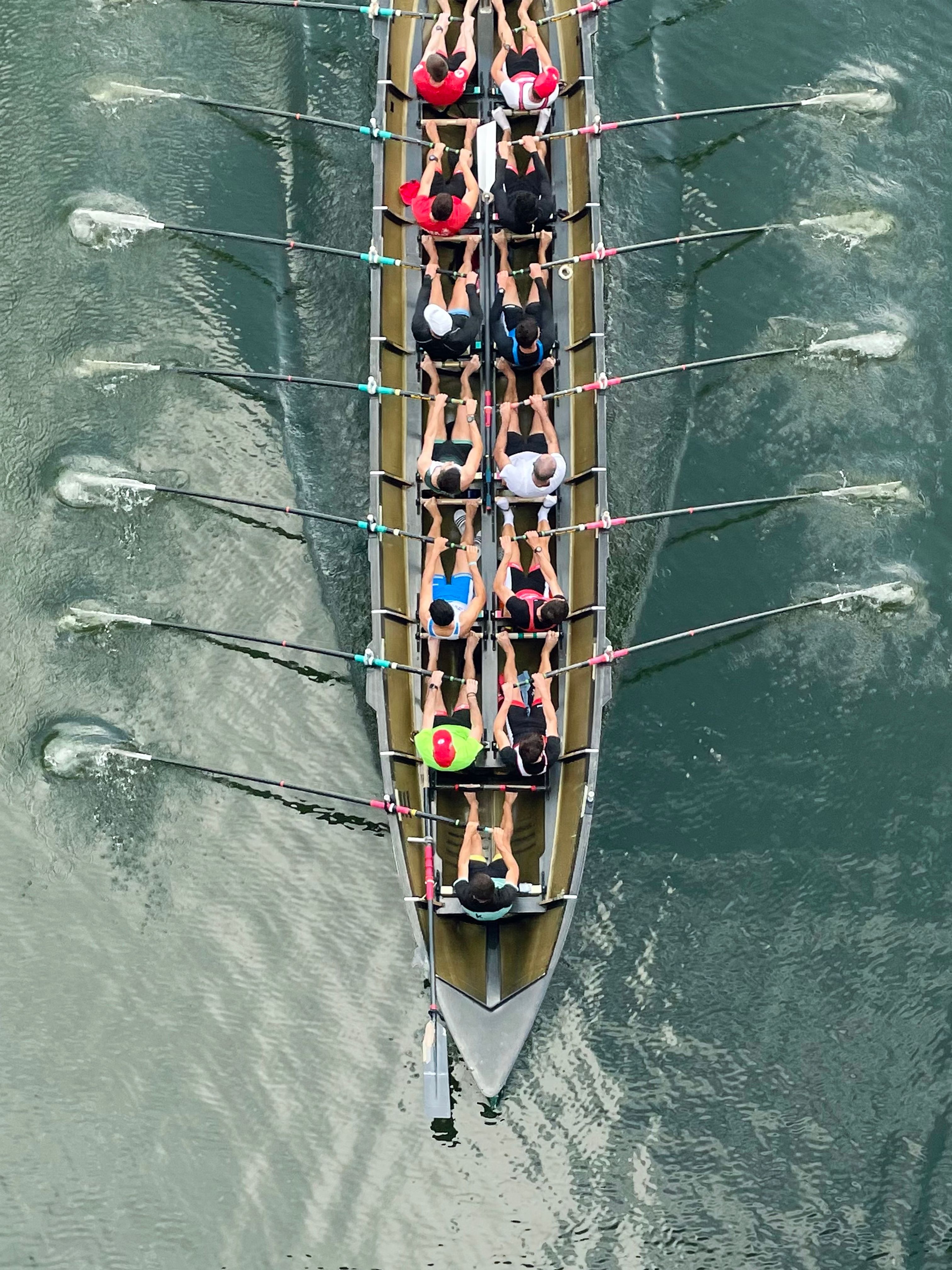 Aerial View of a Rowing Team on Bilbao Waters · Free Stock Photo