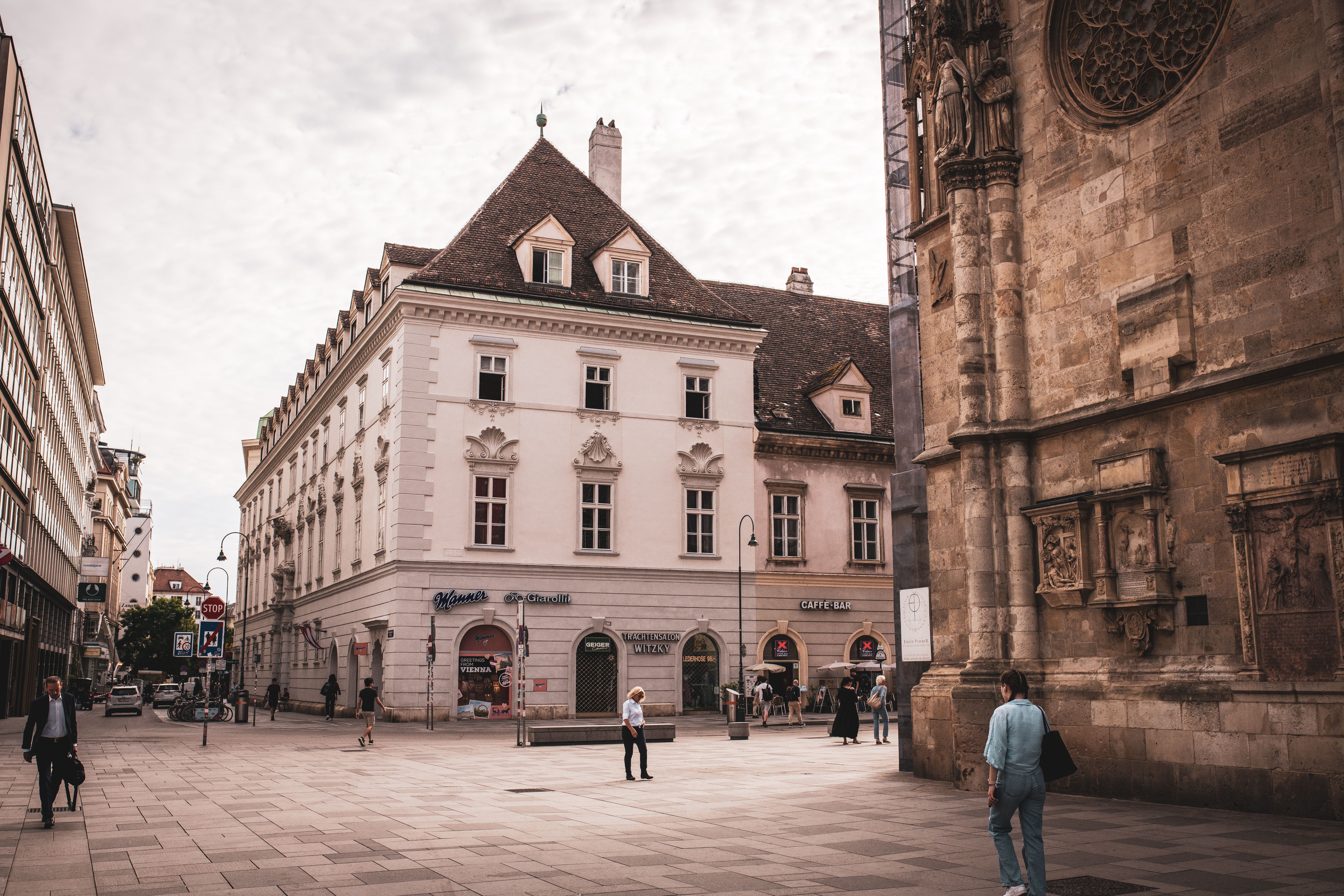 European Central Bank Raises Interest Rates and Lifts Inflation Forecasts — Photo by Oleksiy Yeshtokyn,🌻🇺🇦🌻 on Pexels