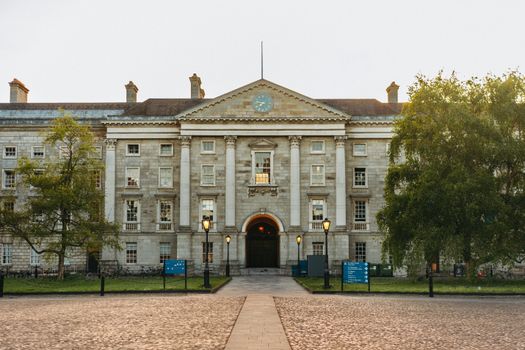 Trinity College and Book of Kells — Dublin