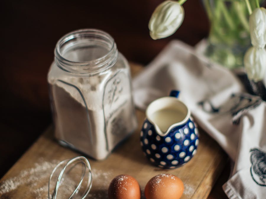 What is the healthiest keto flour?