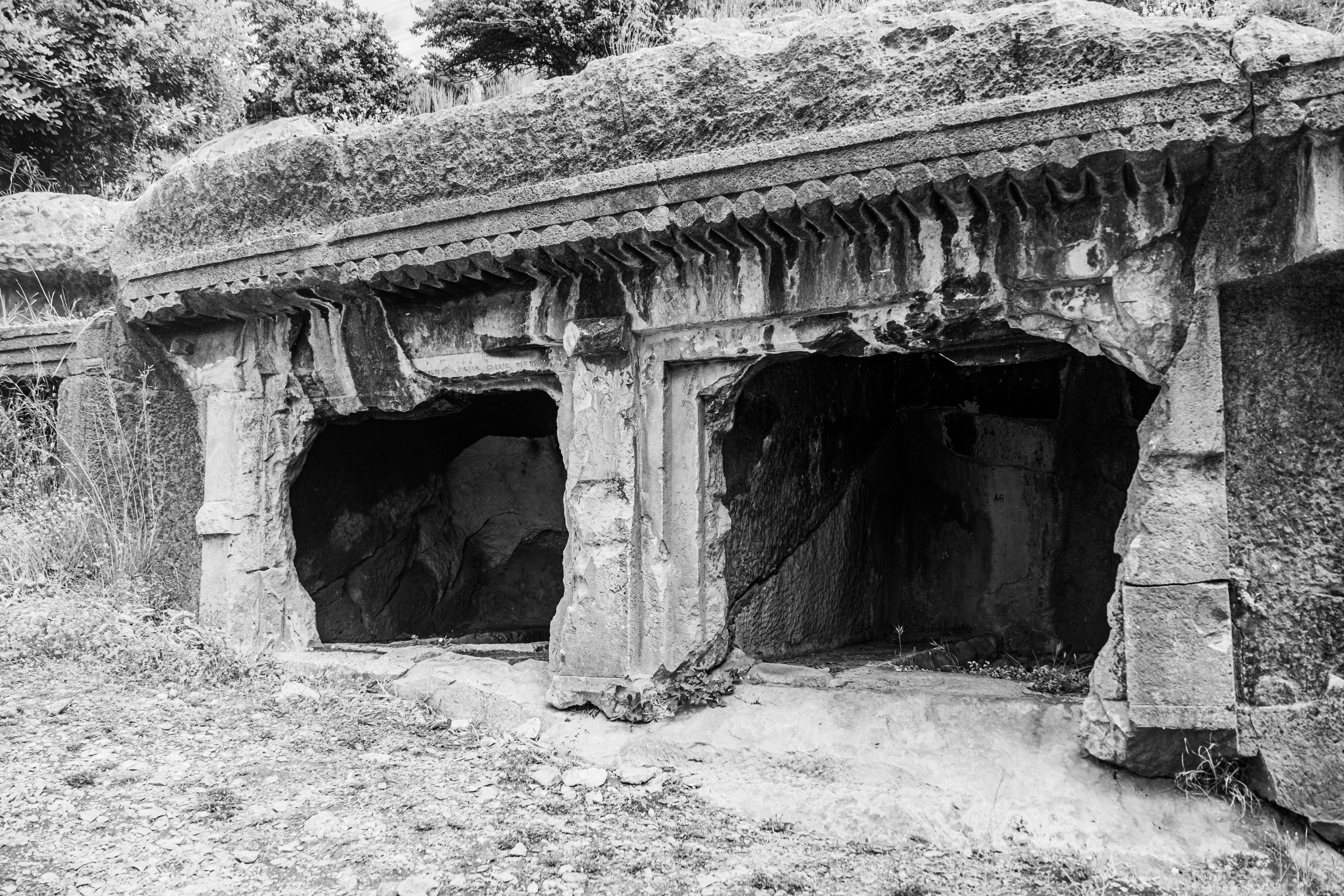 Explore the Tombs of the Kings