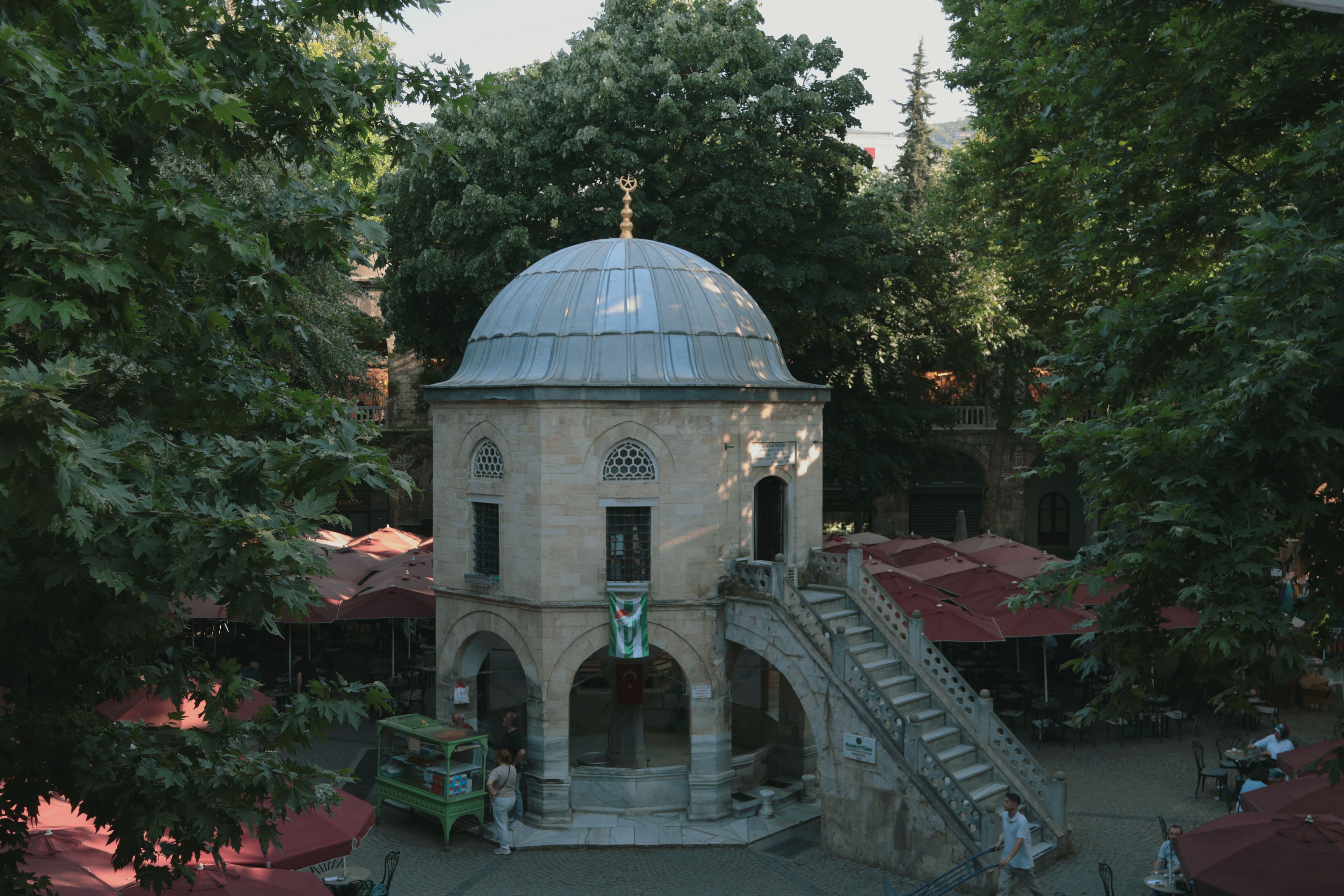 Koza Han & the Kapalı Çarşı Bazaar District