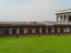 Licensed guide for Taj and Agra Fort