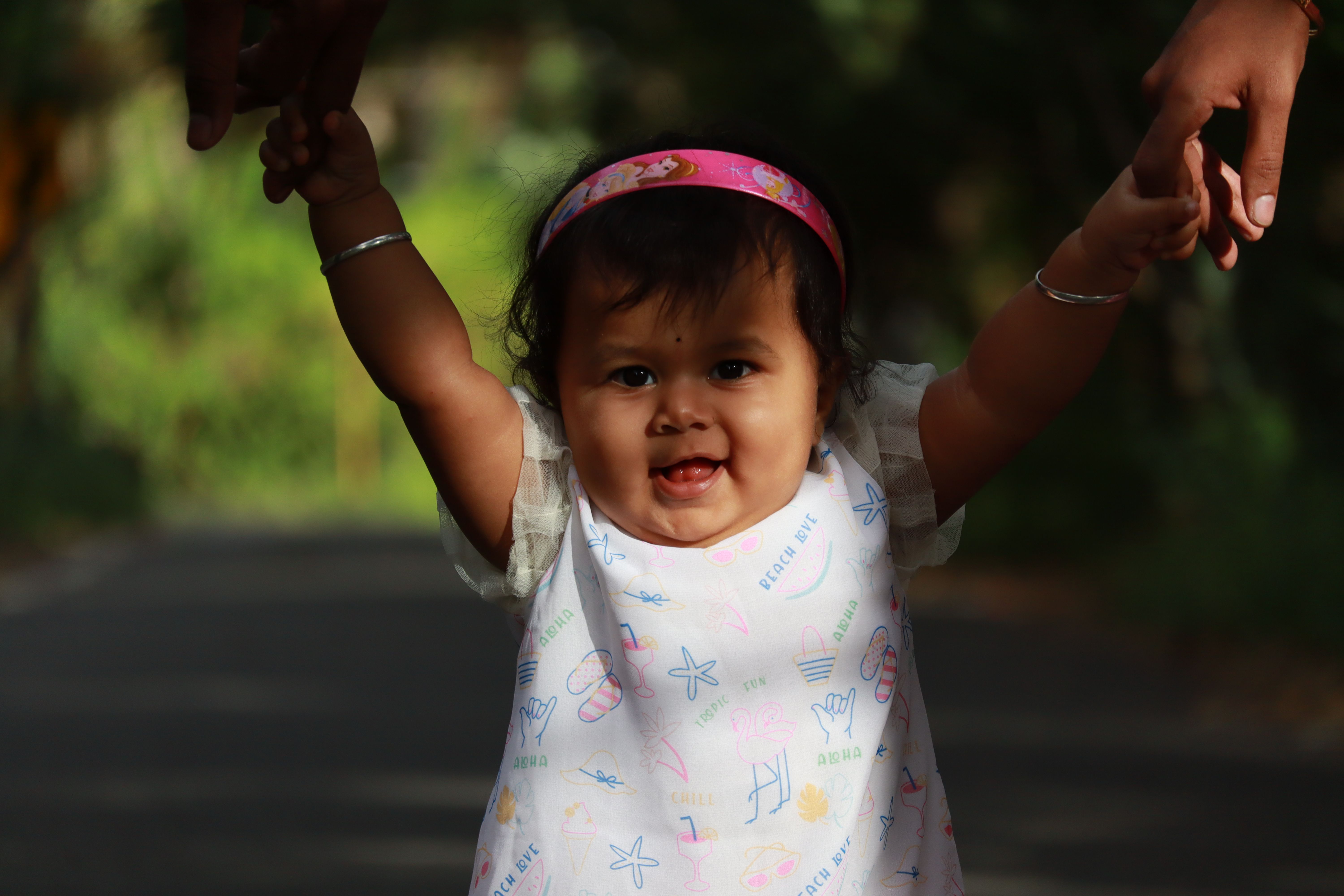Parent advice: My 3-month-old baby is in daycare—and it's all my husband's fault. — Photo by Yogi Yogesh on Pexels
