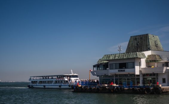 Konak Pier waterfront — Izmir