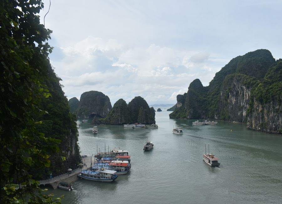 Ha Long Bay, Vietnam — sights worth exploring · stay connected with a Ha Long Bay eSIM from My Holiday SIM