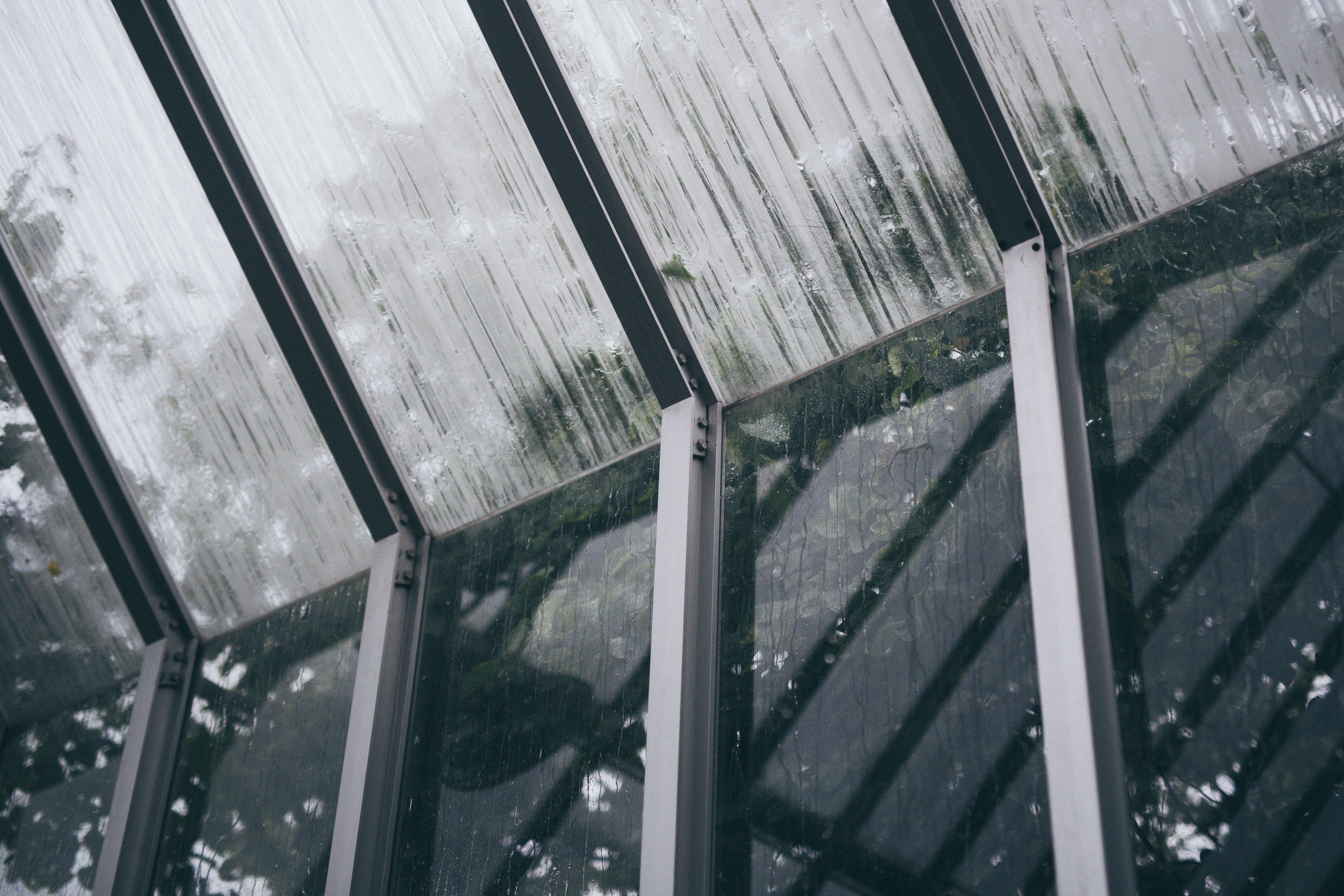 Wintergarten Schallschutz: Regen, Verkehr, Nachbarn