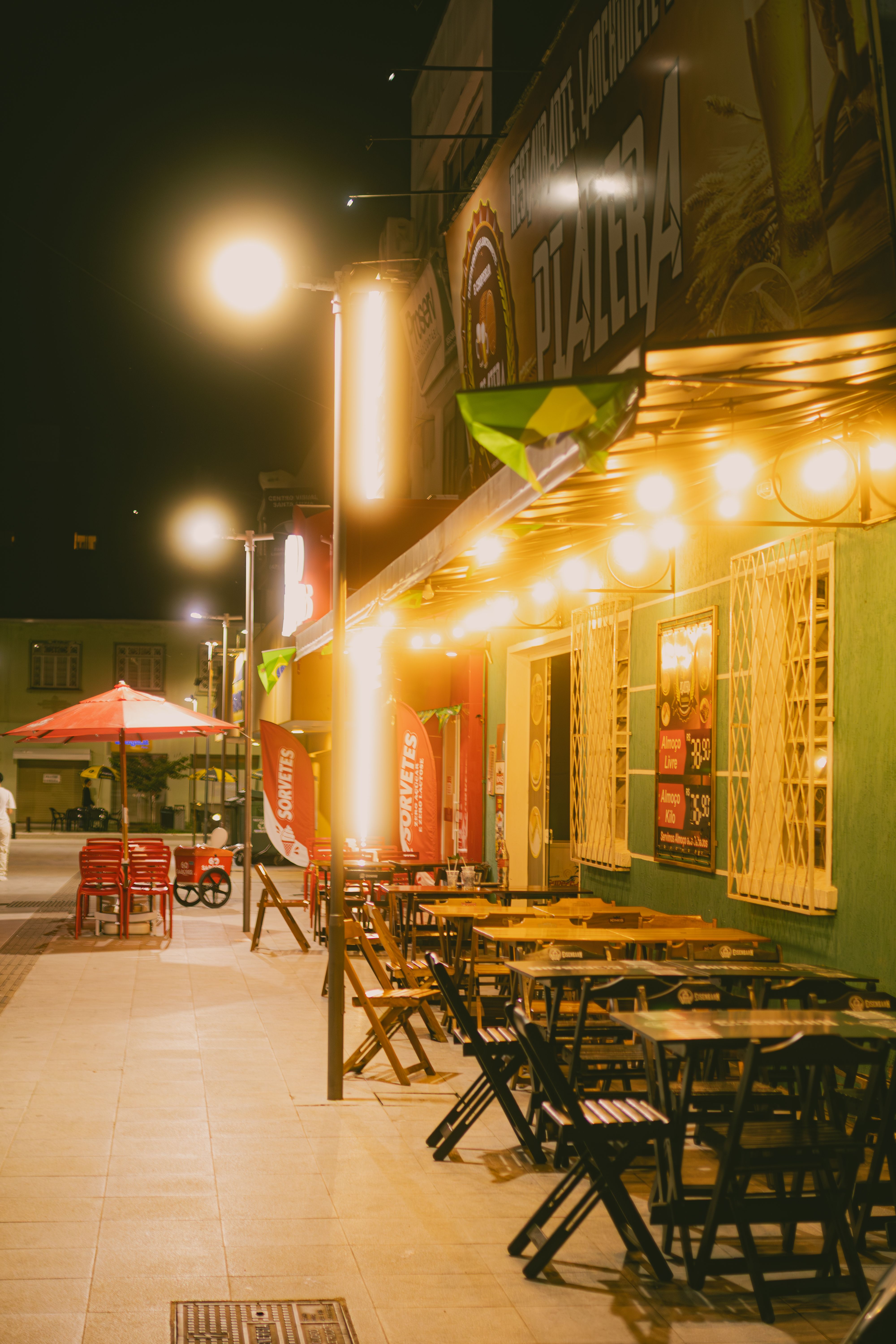 Street cafe night