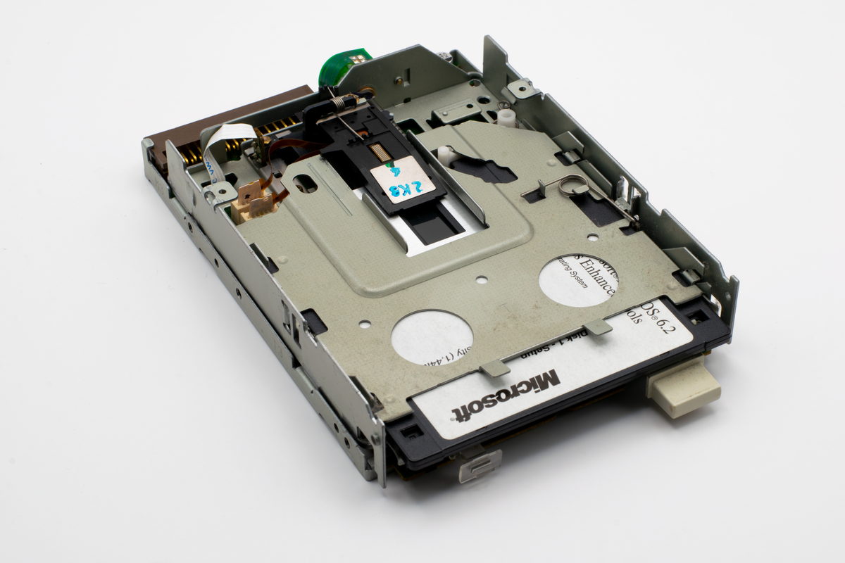 Puces IA Microsoft : Maia 300 face à Nvidia en 2027