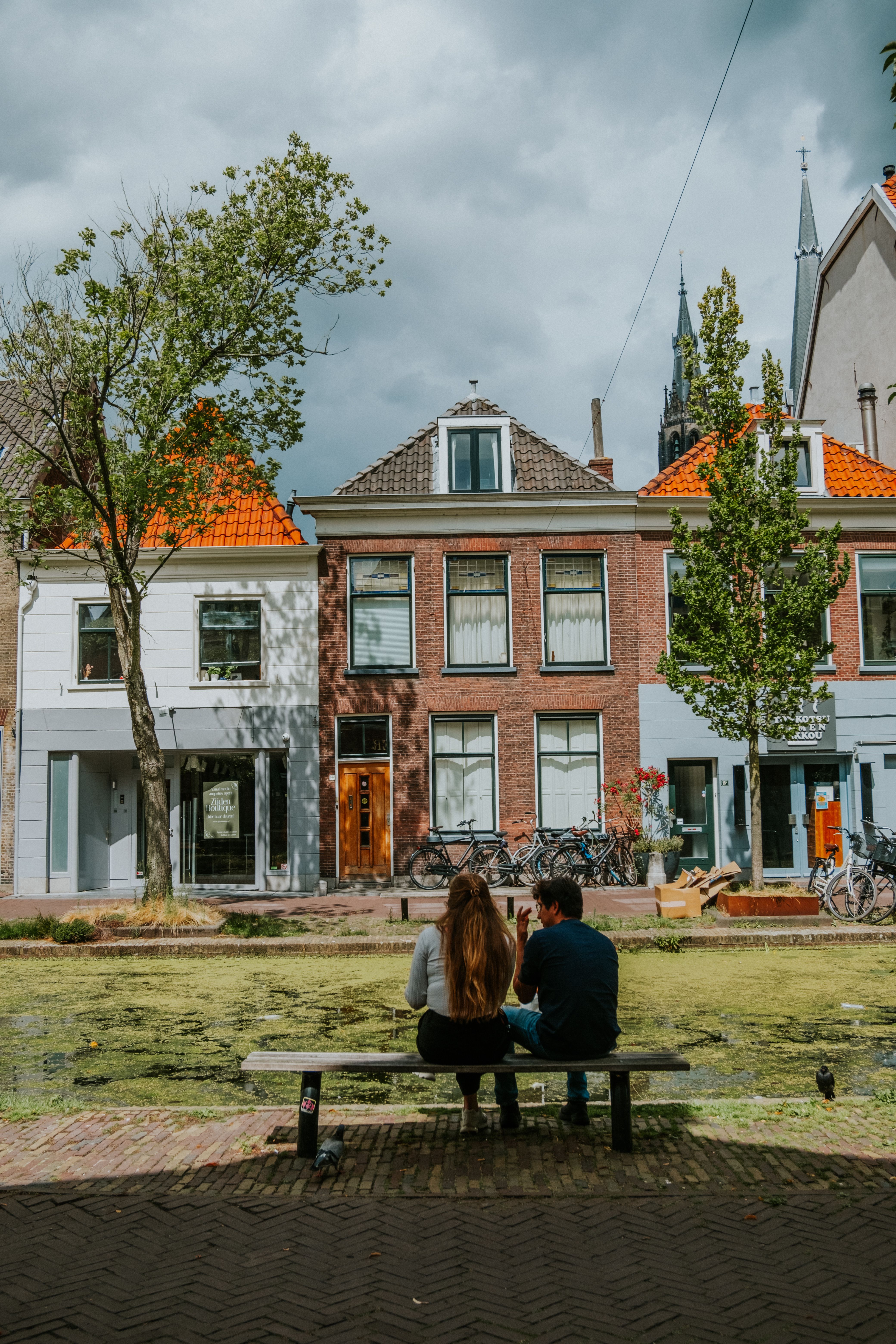 stel bespreekt huur en financiën bij samenwonen