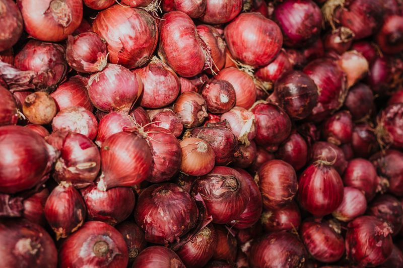 Fresh red onions