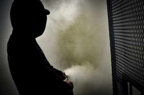 Darmowe zdjęcie z galerii z bomba dymna, czarny, dym