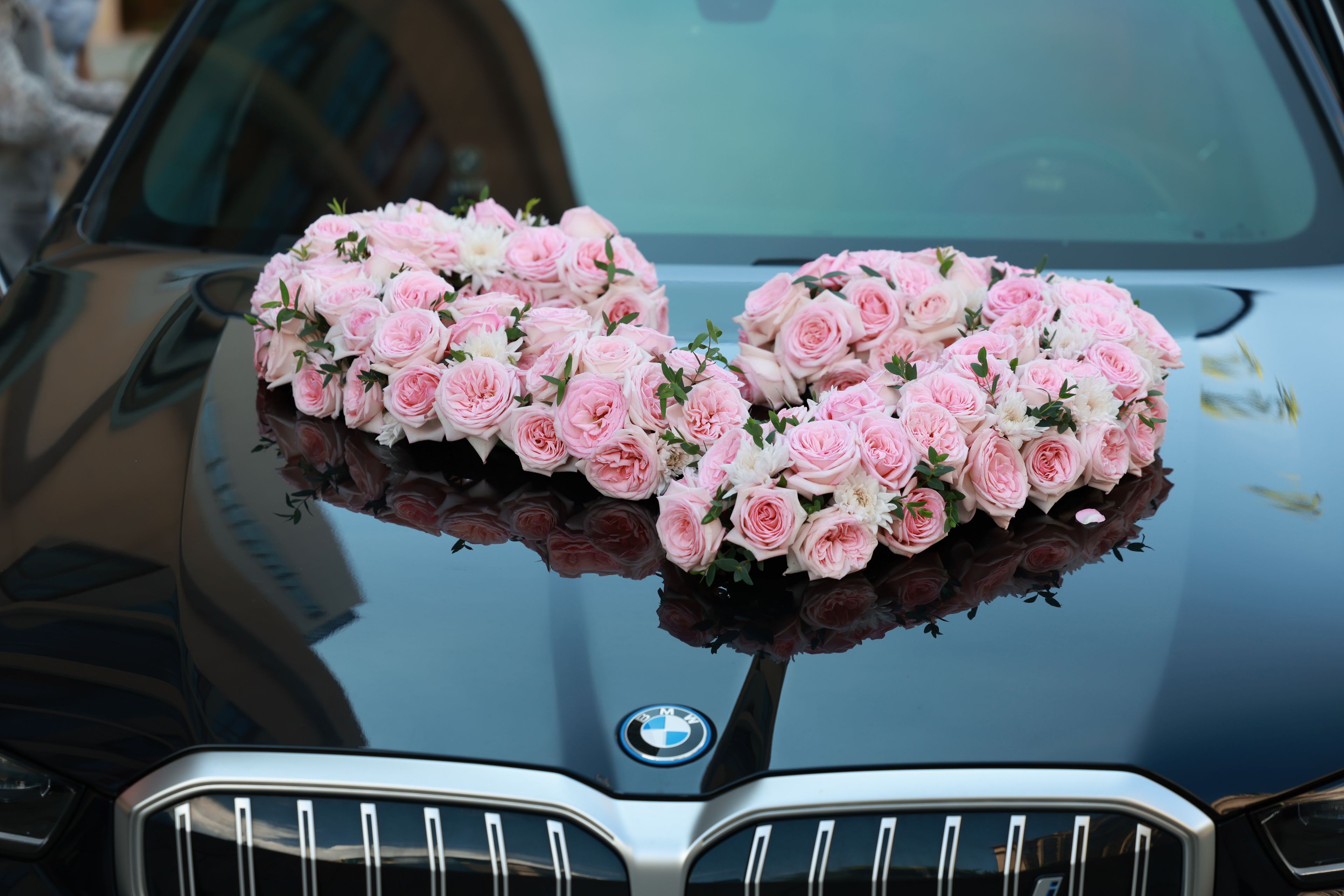 Wedding Chauffeur — chauffeur travel for the occasion
