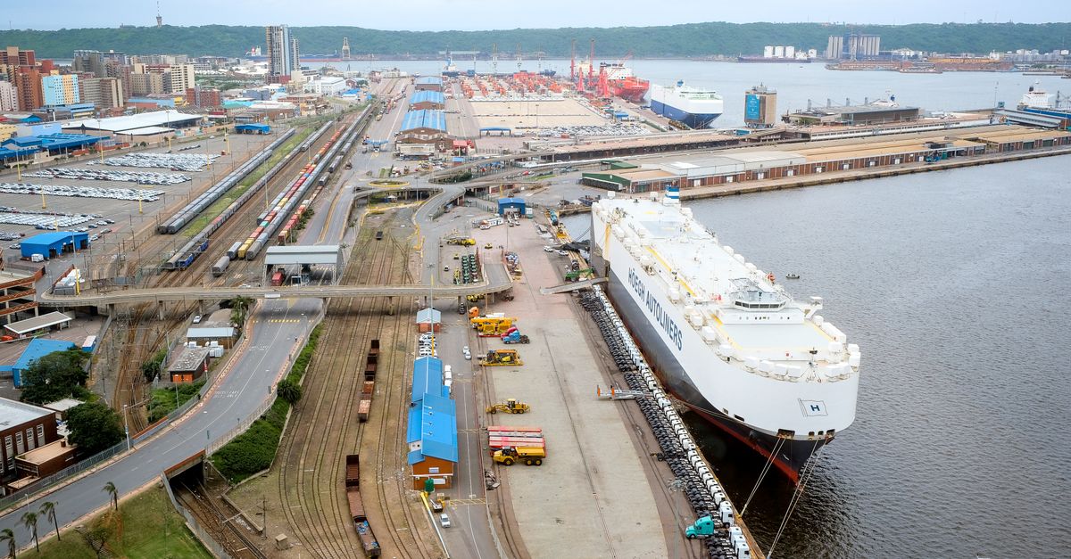 Concepción desarrolla inversiones logísticas vinculadas a comercio fluvial y crecimiento empresarial regional Concepción desarrolla inversiones logísticas vinculadas a comercio fluvial y crecimiento empresarial regional