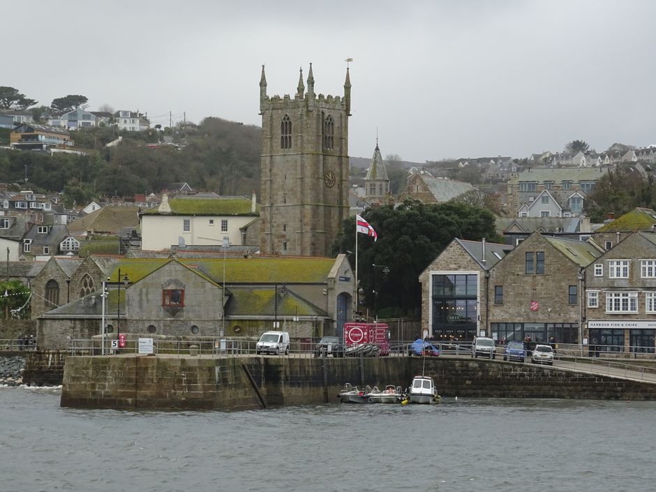 Tobermory — view 2