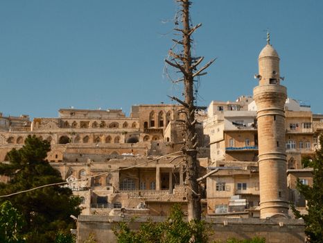 Old Mardin stone alleys walk — Mardin