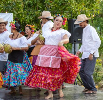 Colorful traditional dance performance in Acapulco, Mexico showcasing cultural heritage.