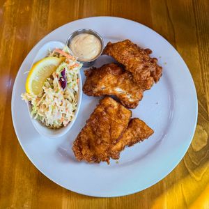 Crispy battered fish with slaw — photo by William Jacobs on Pexels