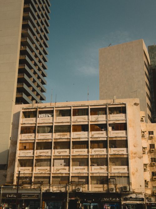 Free Old and modern buildings in Jeddah, showcasing urban architectural contrast. Stock Photo