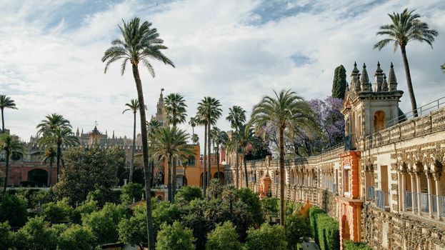 Alcázar palace at opening — Seville