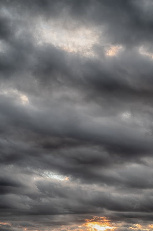 회색 구름 사진