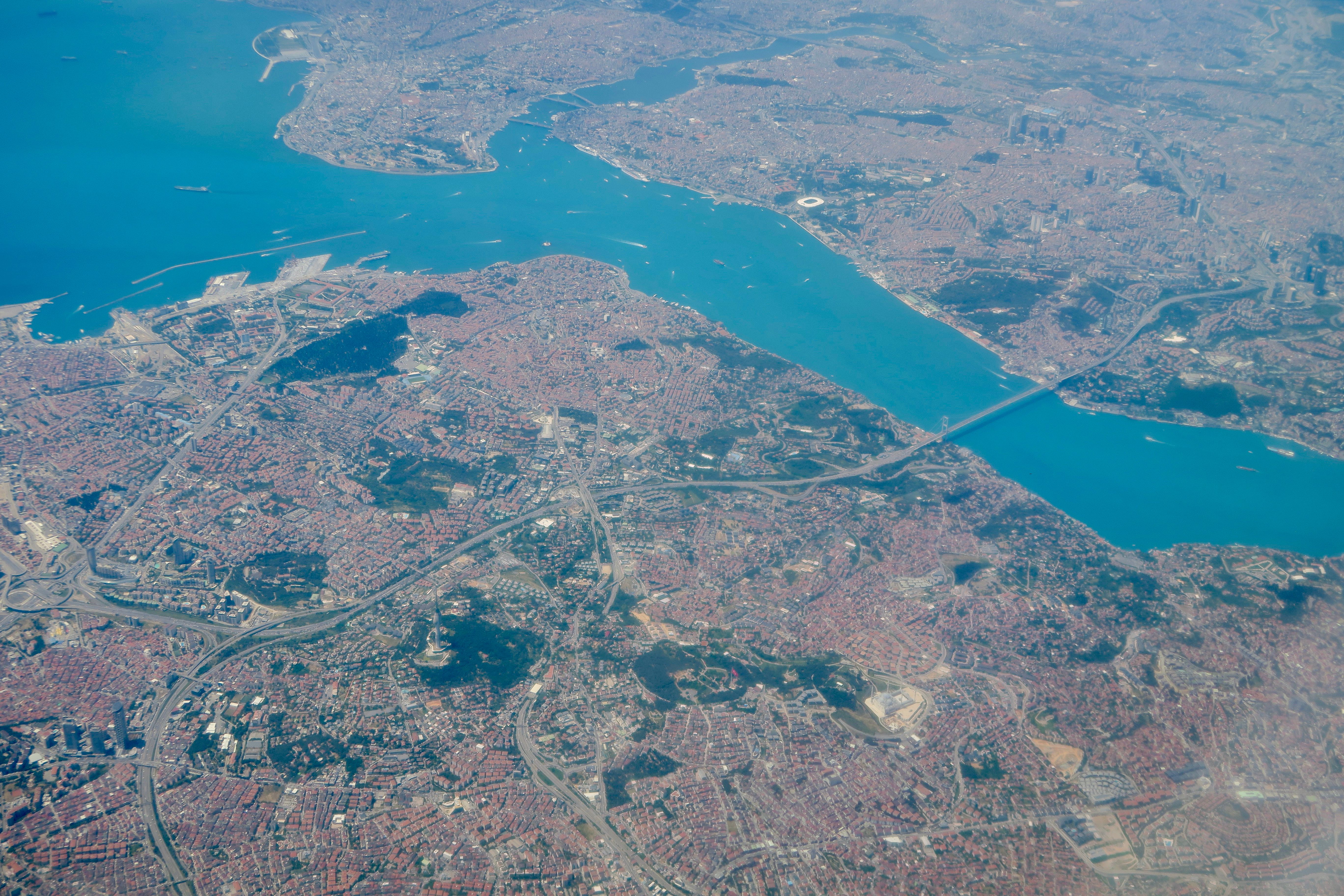 Spectacular Gyrocopter over the Pamukkale Travertines and Hierapolis Review: Soaring Above Turkey's Ancient Wonder Review 2026 - Stunning aerial view of Istanbul featuring the Bosphorus Strait and cityscape. Captured on a clear day.