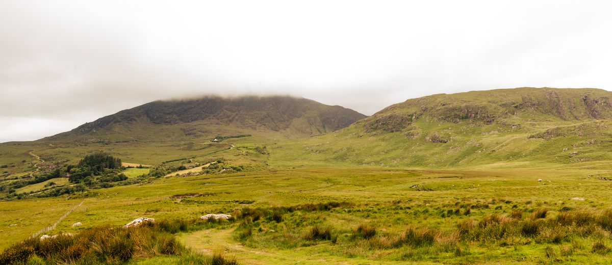 Las montañas de Kerry bajo un cielo nublado