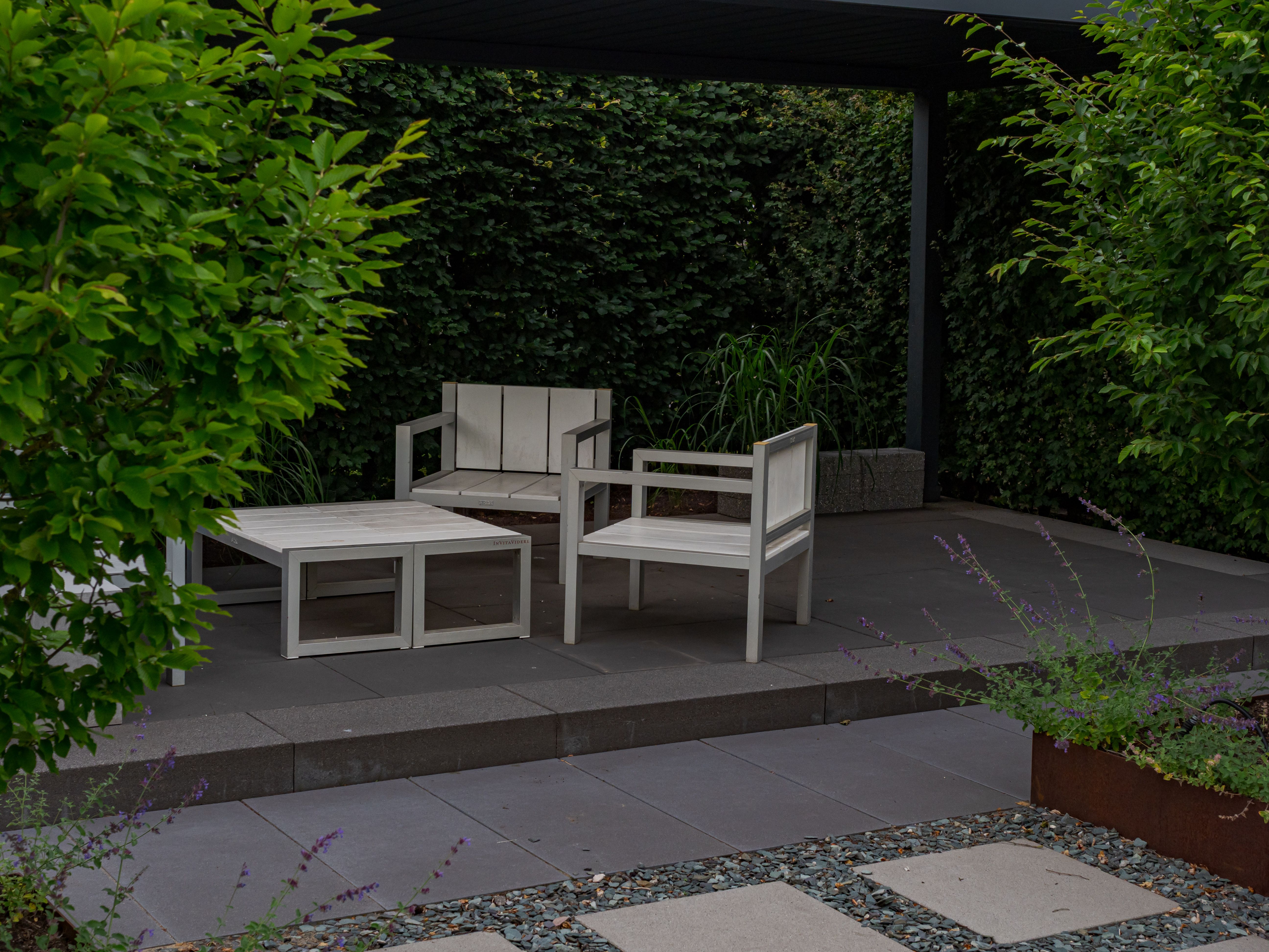gemütliche Garten-Essbereiche – Teakholz Gartenstuhl 2er Set