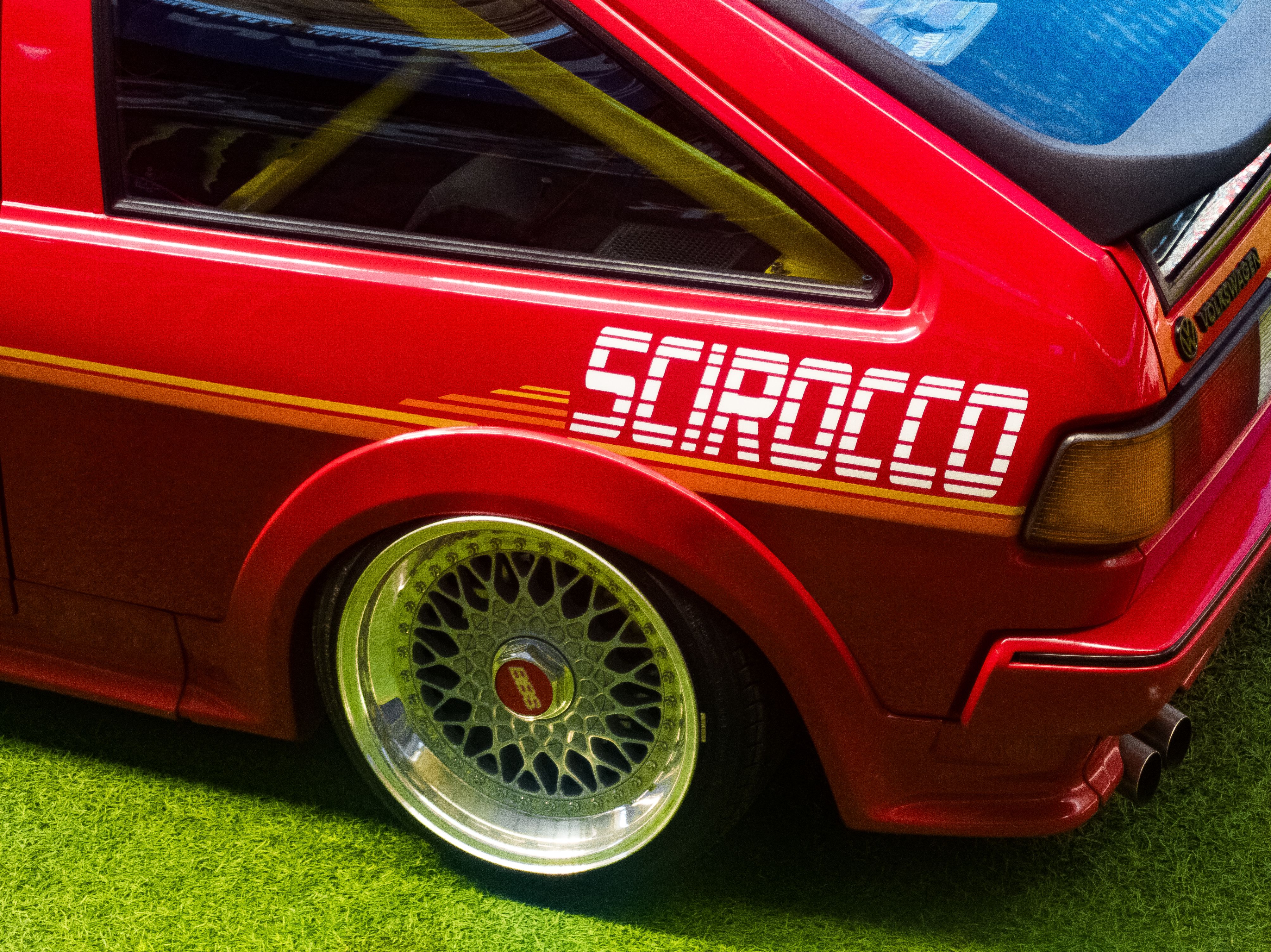Volkswagen Scirocco 2024 thumbnail 2