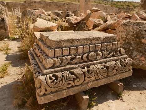 Explore the intricate carvings on ancient ruins in Şanlıurfa, Türkiye.