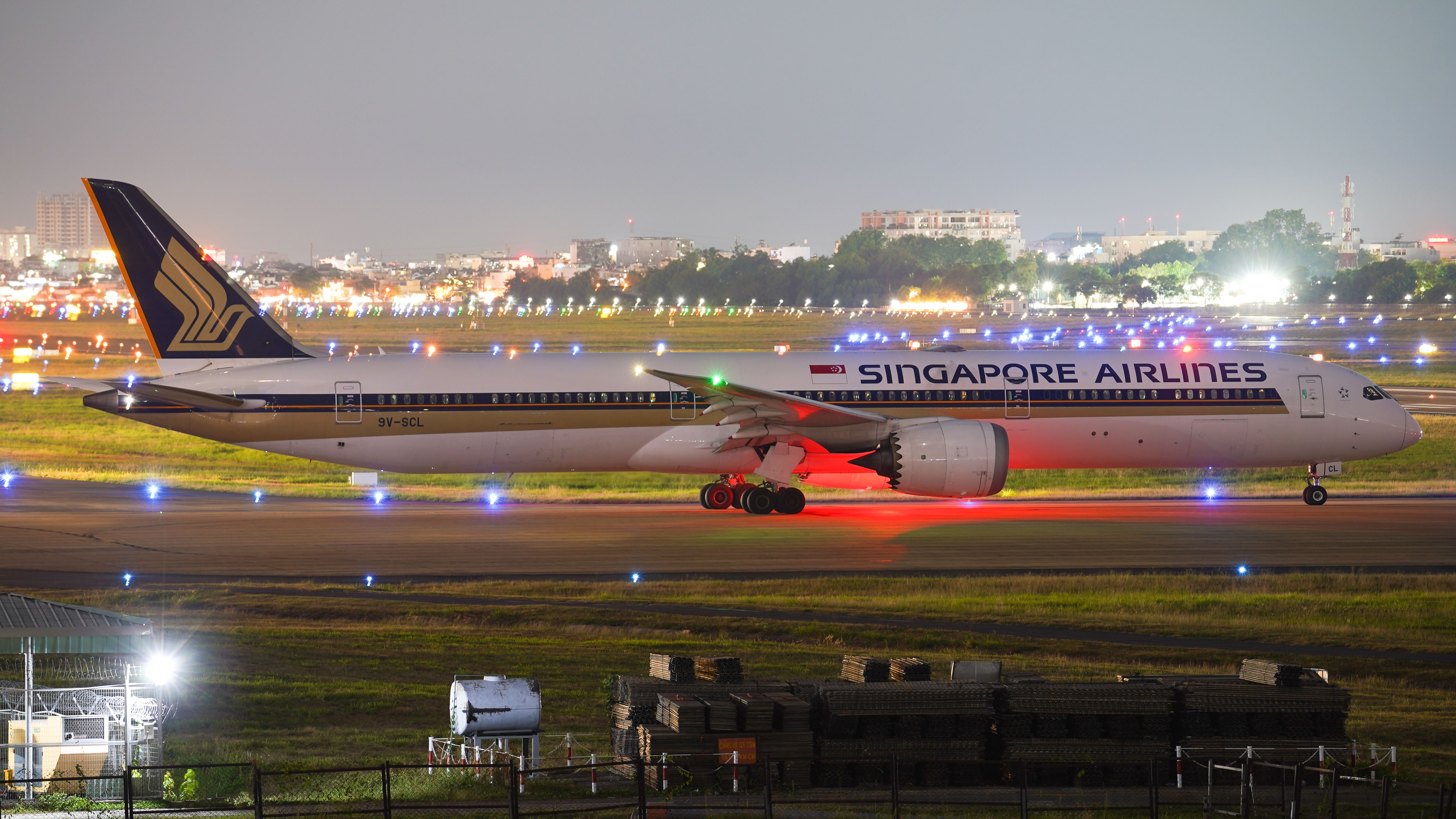 Air India ‘seeks $1.5 billion’ from owners Tata Sons, Singapore Air as losses mount news update image