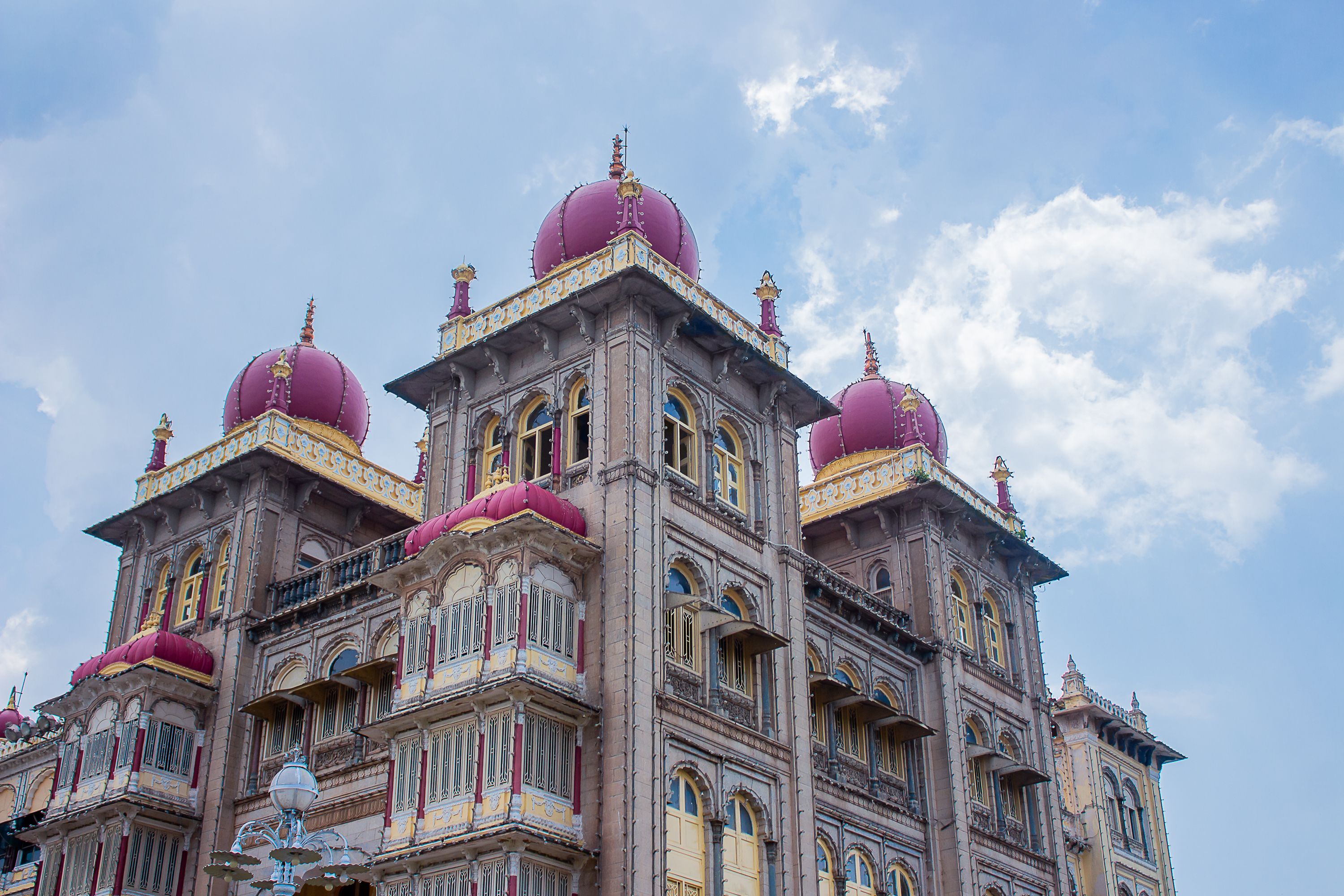 Mysore Palace Visitor Guide: Tickets, Timings and What to See