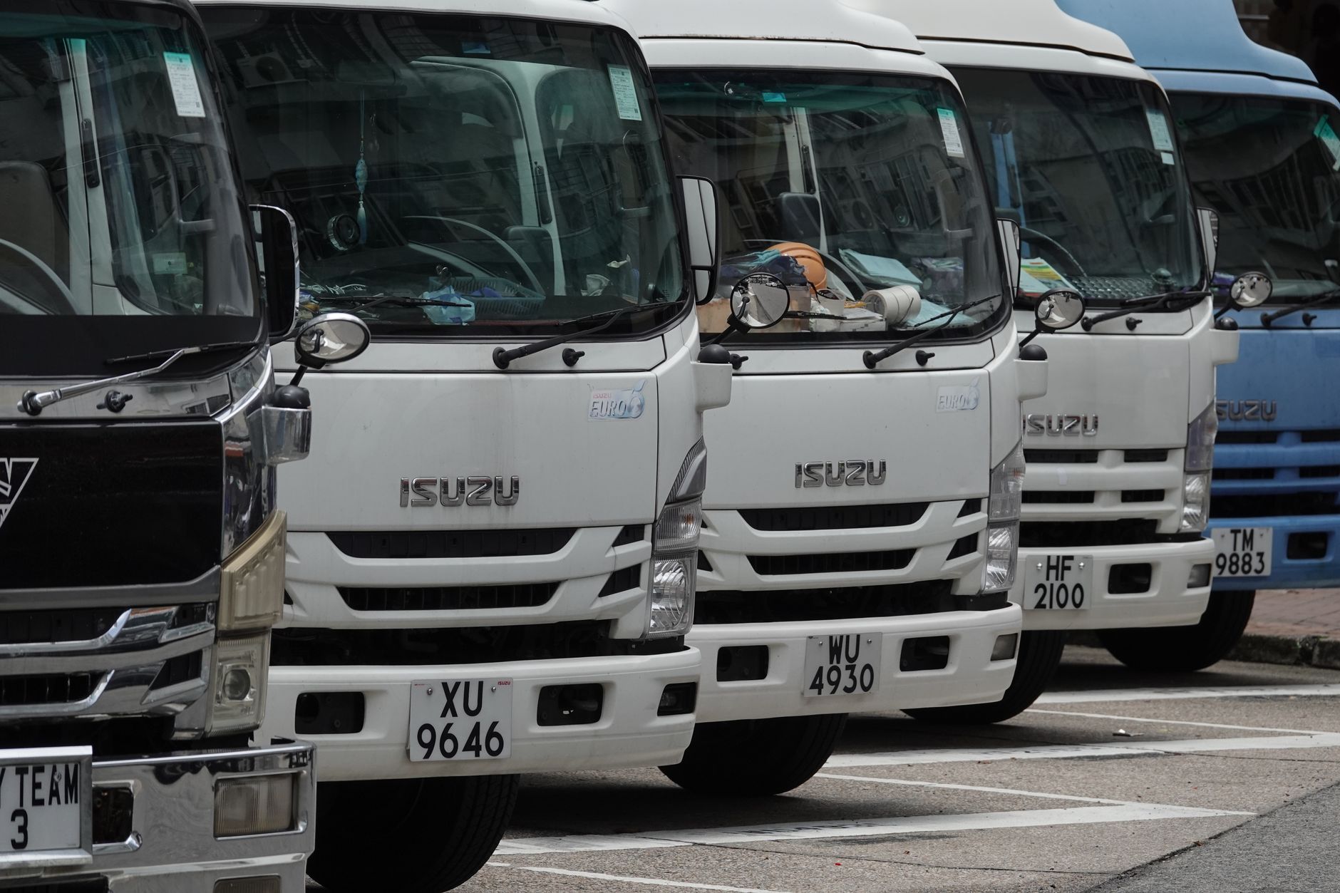 reefer truck cold chain GPS temperature tracker fleet monitoring