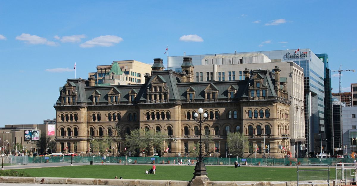 Convicted Murderer Tied to McGill Law Controversy Returned to Custody