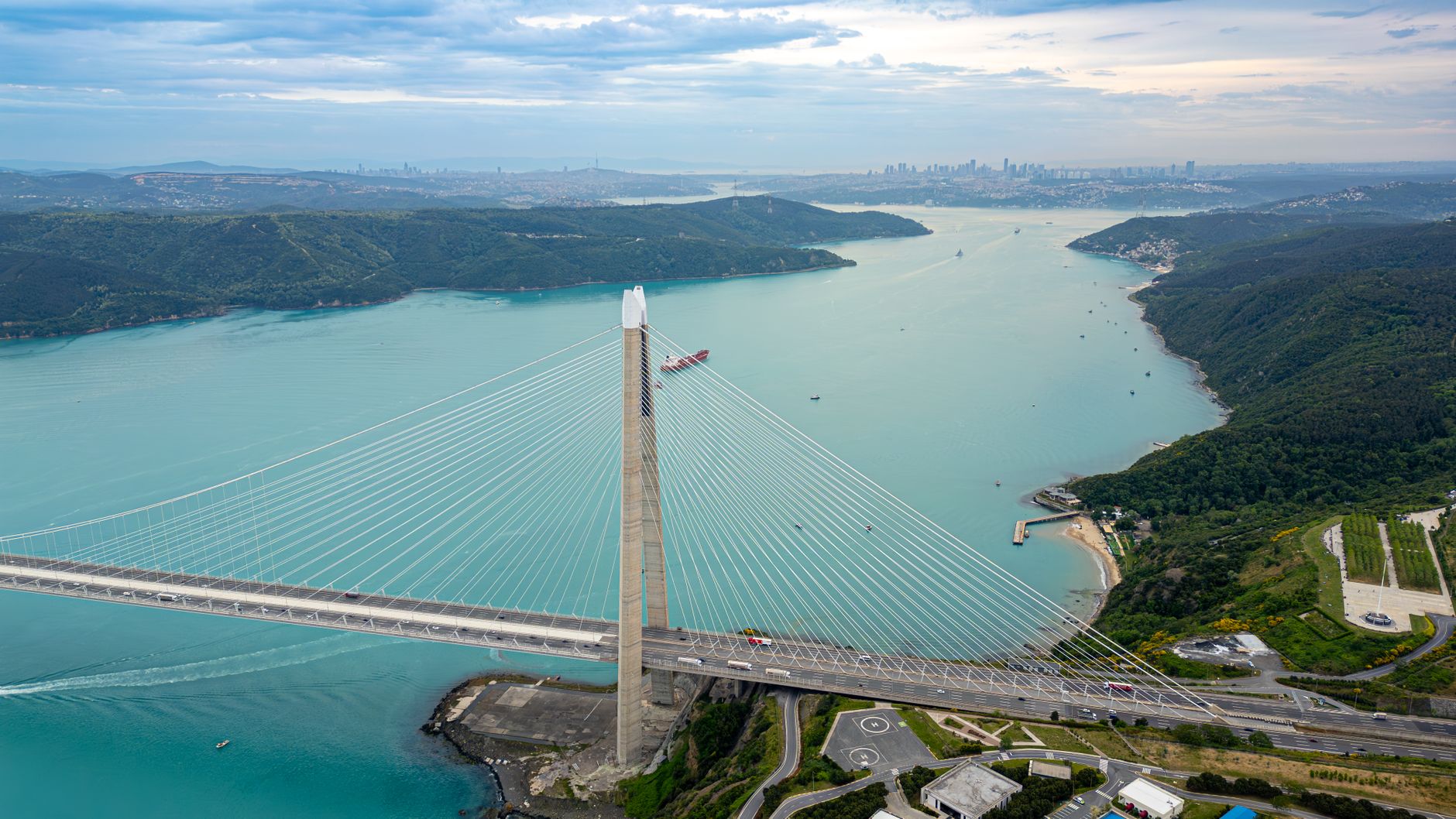 Strikes Iranian Bridges